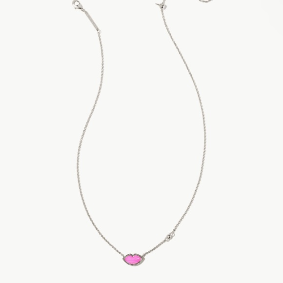 Kendra Scott Lips Silver Pendant Necklace in Hot Pink Mother-of-Pearl - Picture 2 of 5